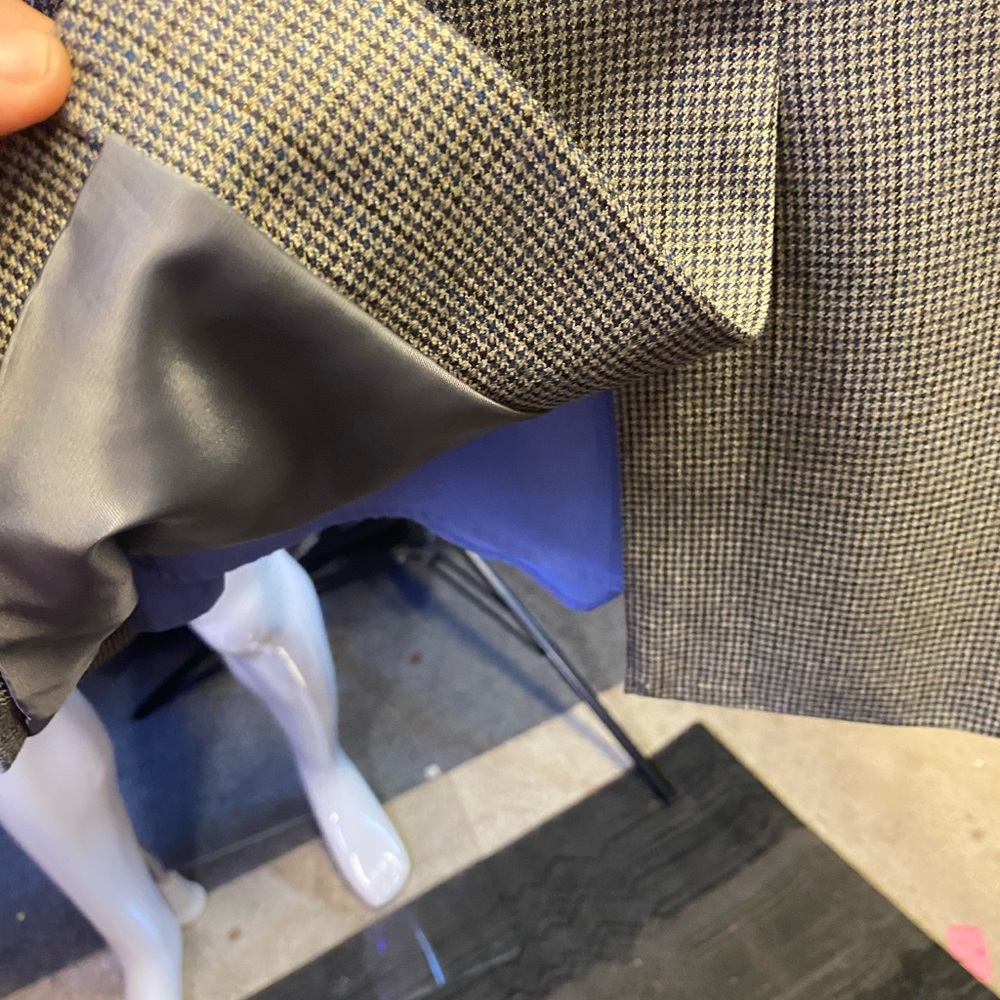 Chaps Gray Micro-Checkered Single Vent Blazer 46r - image 6